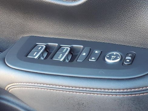 Certified 2026 Honda HR-V Sport image 31