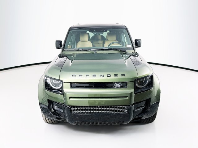 Used 2026 Land Rover Defender 110 X-Dynamic SE AWD/4WD image 2