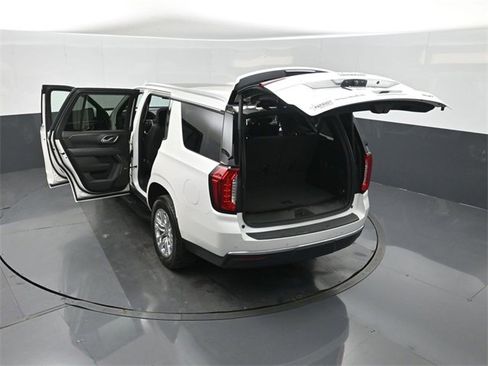 Used 2022 GMC Yukon SLT w/ SLT Luxury Package image 51