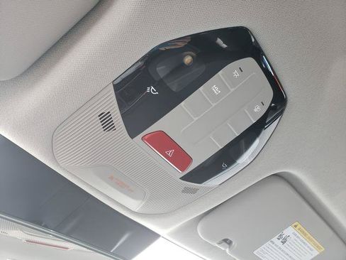 Certified 2025 Kia K4 FWD image 24