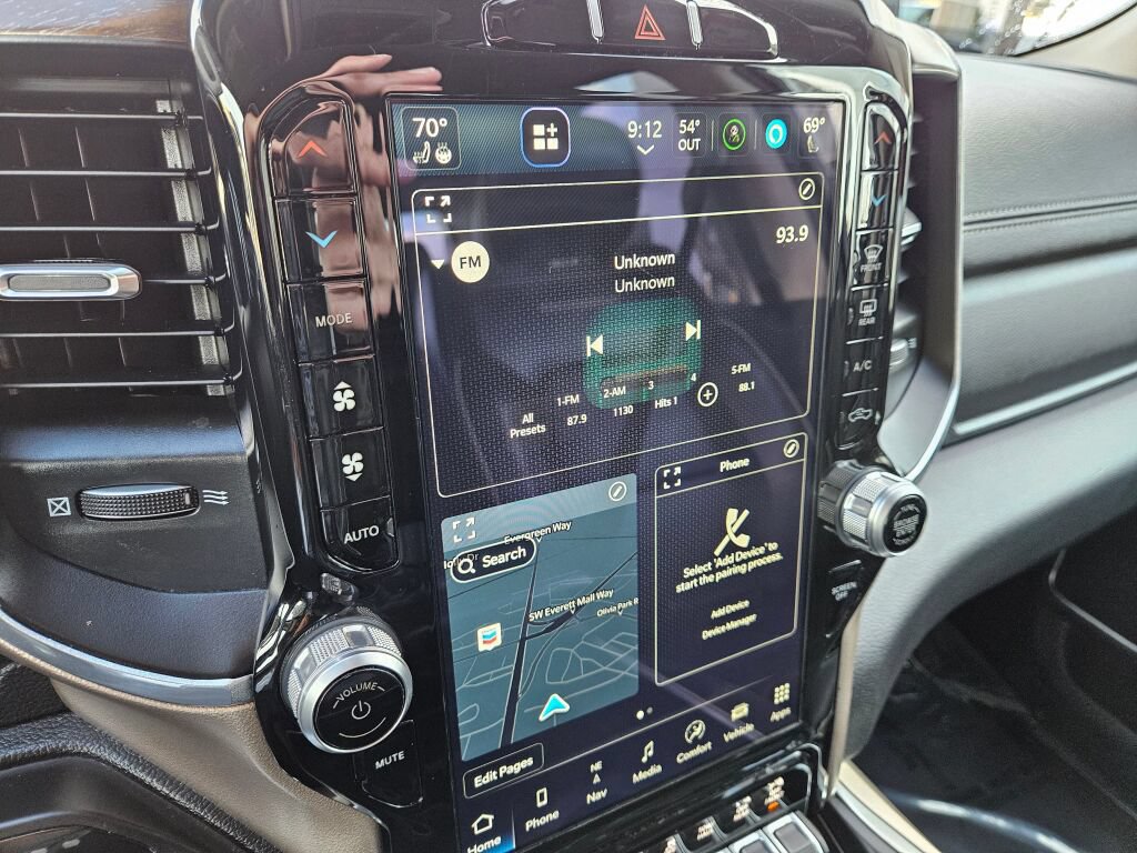 Used 2022 RAM 1500 Laramie AWD/4WD image 27