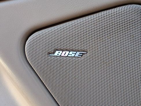 Used 2004 Chevrolet Tahoe Z71 w/ Z71 Preferred Equipment Group image 8