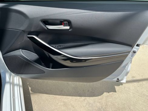 Used 2026 Toyota Corolla XLE FWD image 17