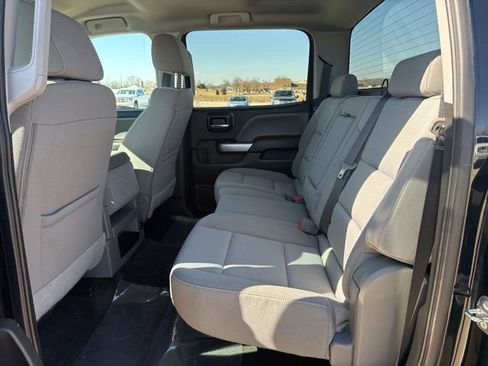 Used 2018 Chevrolet Silverado 1500 LT w/ All Star Edition image 38