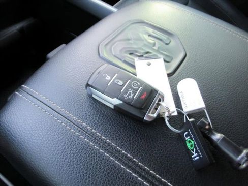 Used 2022 RAM 1500 Laramie w/ Sport Appearance Package image 35