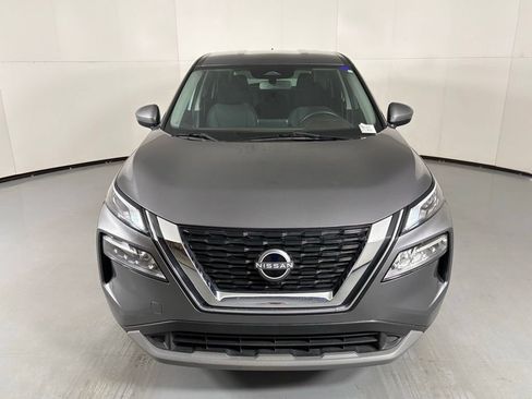 Used 2023 Nissan Rogue SV FWD image 3