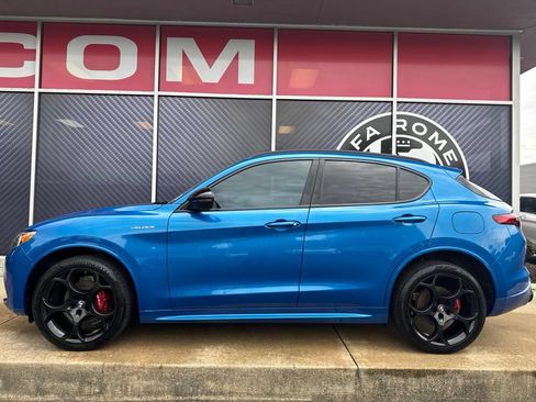 Used 2023 Alfa Romeo Stelvio Veloce AWD/4WD image 15