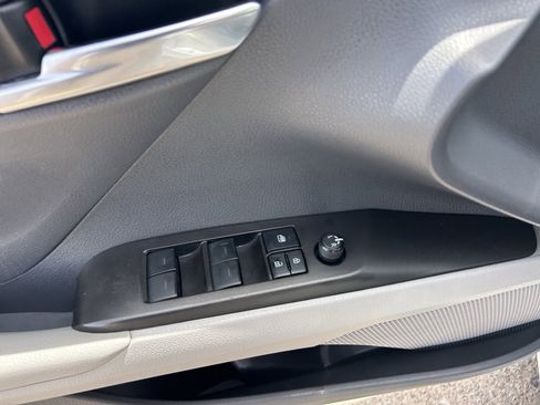 Used 2021 Toyota Camry SE w/ Audio Upgrade Package FWD image 12