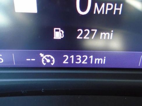 Certified 2022 Buick Enclave Essence w/ Experience Buick Package image 6