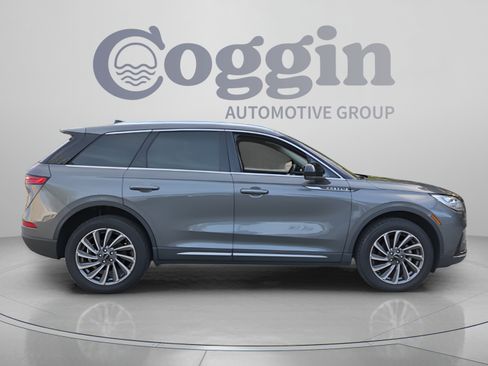Used 2023 Lincoln Corsair Reserve FWD image 6
