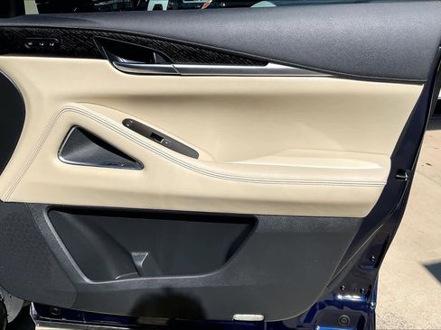 Used 2023 INFINITI QX60 Sensory w/ Vision Package image 21