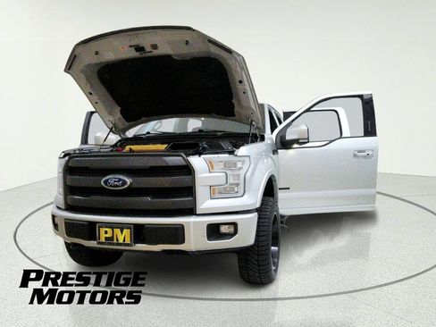 Used 2016 Ford F150 Lariat w/ Equipment Group 502A Luxury AWD/4WD image 3