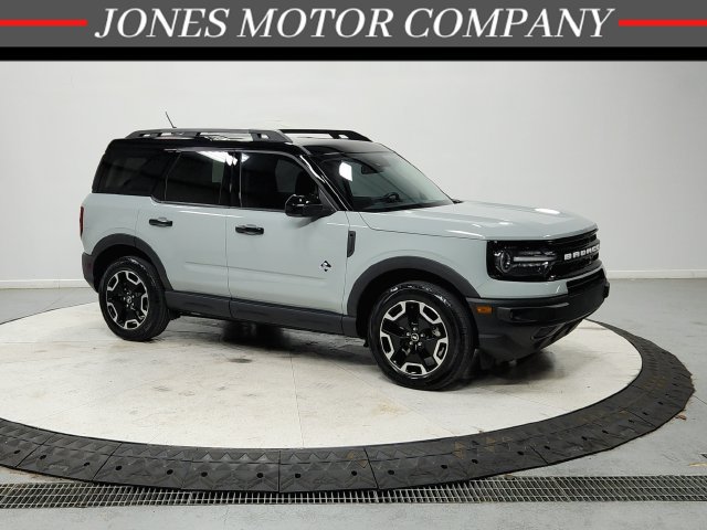 Used 2023 Ford Bronco Sport Outer Banks AWD/4WD image 1