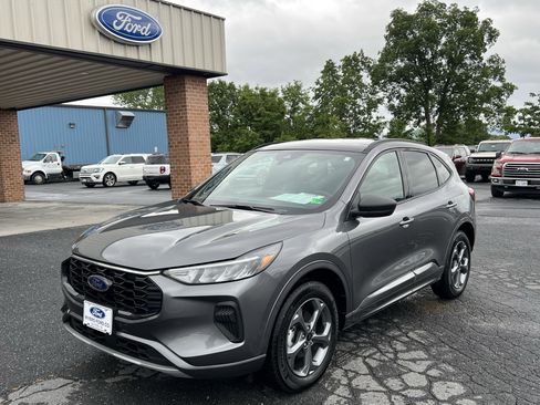 Used 2024 Ford Escape ST-Line w/ Tech Pack #1 image 2