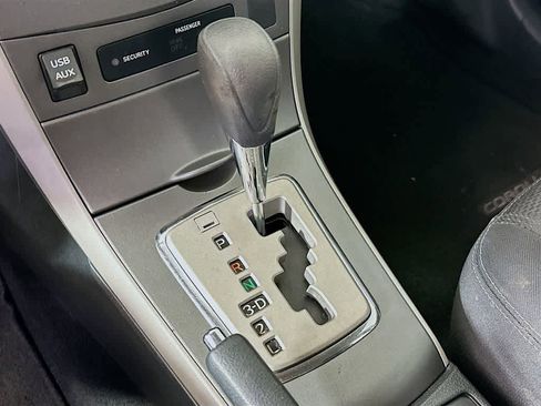 Used 2013 Toyota Corolla S image 18