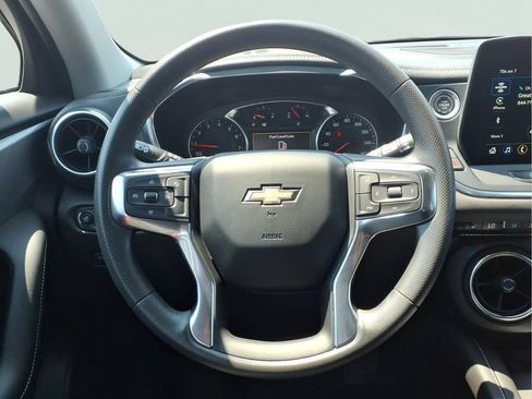 Certified 2024 Chevrolet Blazer LT w/ Convenience Package FWD image 5