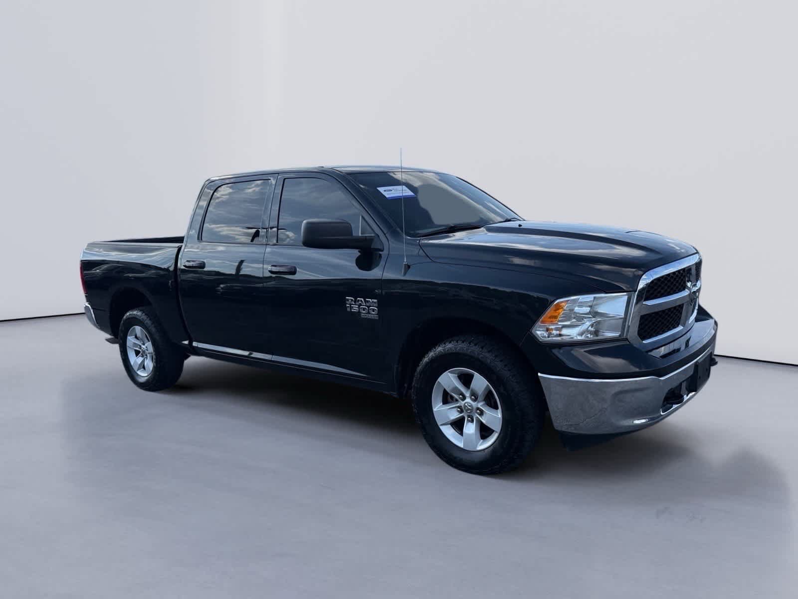 Used 2019 RAM 1500 Classic SLT w/ Protection Group AWD/4WD image 7