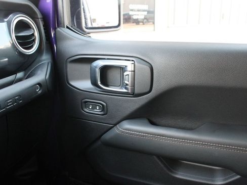 Used 2023 Jeep Wrangler Unlimited Rubicon 392 w/ Xtreme Recon 35" Tire Package AWD/4WD image 20