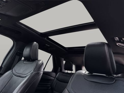 Certified 2023 Ford Explorer ST w/ Equipment Group 401A image 22