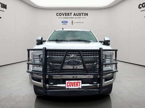 Used 2019 Ford F250 Lariat w/ Lariat Ultimate Package AWD/4WD image 4