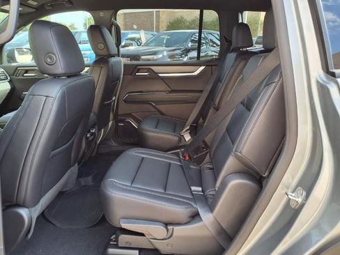 New 2026 GMC Acadia Elevation w/ Elevation Premium Package image 19