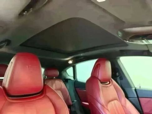 Used 2021 Maserati Levante S GranSport image 30