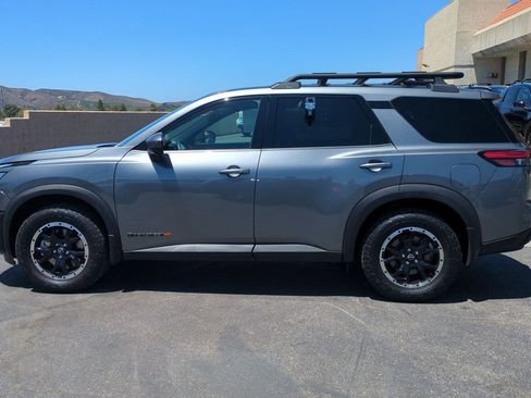 Used 2024 Nissan Pathfinder Rock Creek AWD/4WD image 9