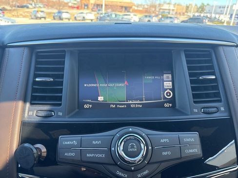 Used 2020 Nissan Armada Platinum w/ Platinum Reserve Package image 21