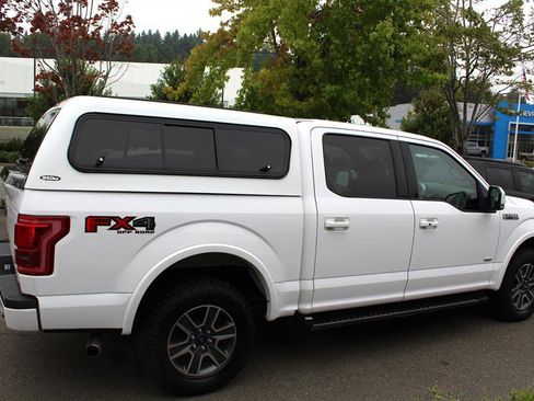 Used 2016 Ford F150 Lariat image 5