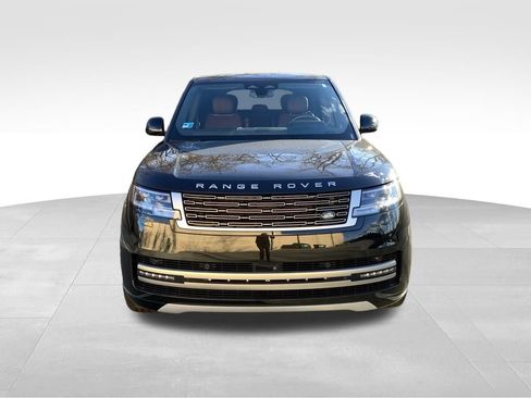 Certified 2024 Land Rover Range Rover SE image 2