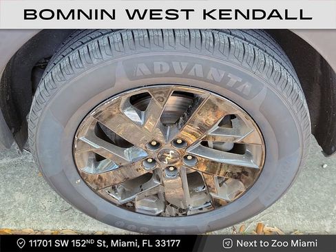 Used 2022 Kia Sorento S image 6