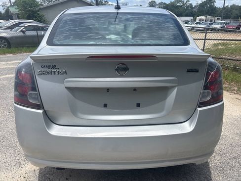 Used 2012 Nissan Sentra 2.0 SR w/ Special Edition Pkg FWD image 5