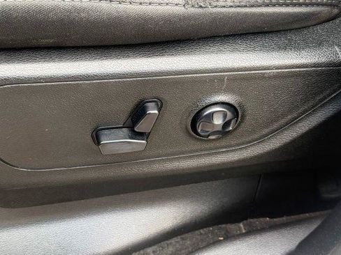 Used 2020 RAM 1500 Big Horn RWD image 7