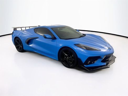 Used 2023 Chevrolet Corvette Stingray Coupe w/ 1LT image 3