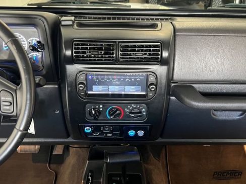 Used 2005 Jeep Wrangler Unlimited image 60