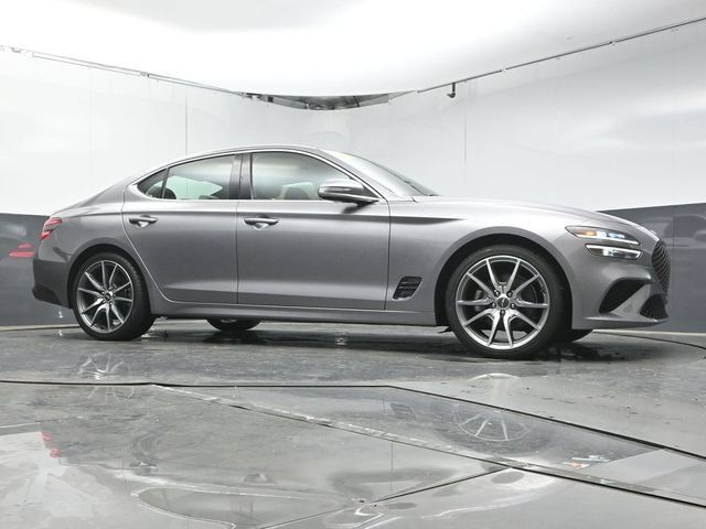 Used 2023 Genesis G70 2.0T RWD image 30