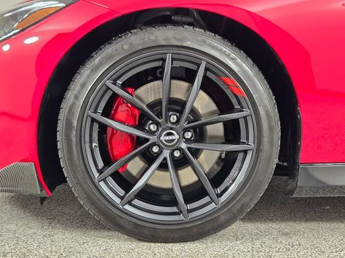 Used 2025 Nissan Z Performance w/ Floor Mat Package RWD image 13