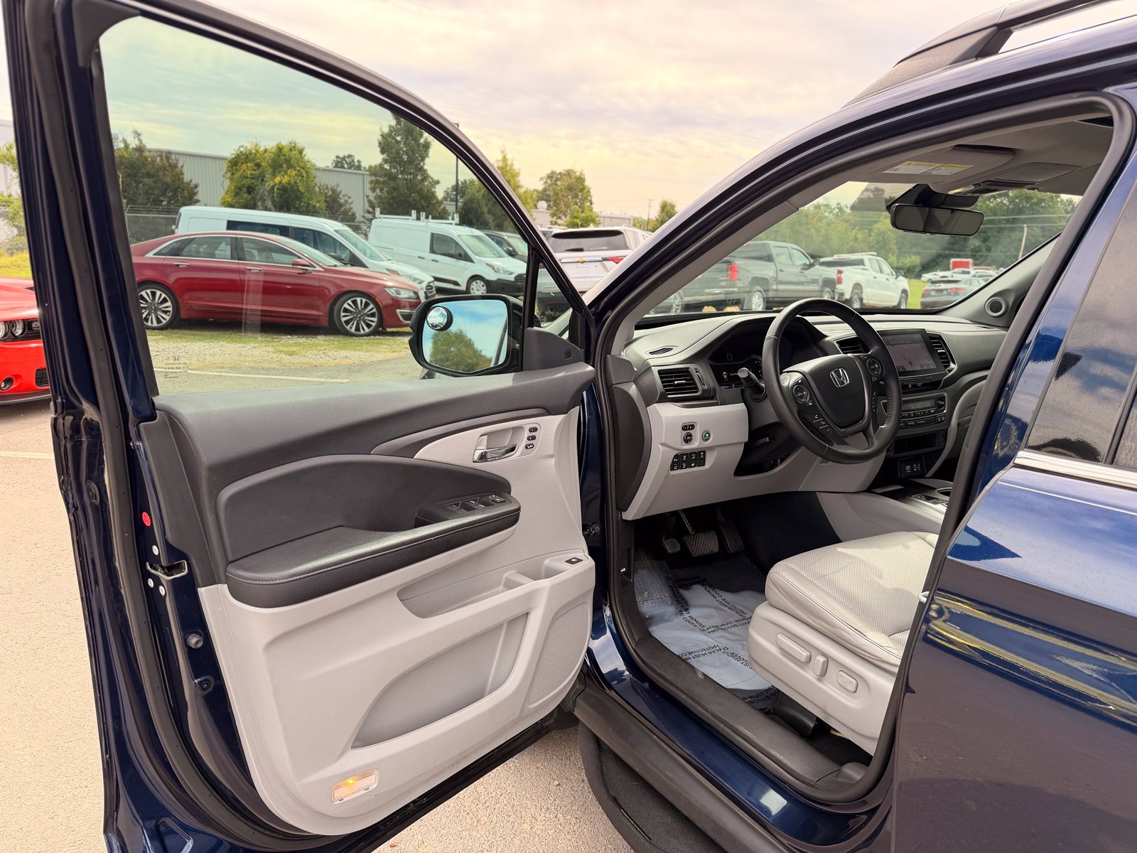 Used 2022 Honda Ridgeline RTL-E image 15