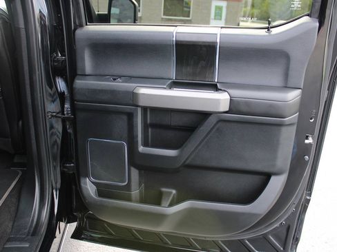 Used 2018 Ford F150 Platinum w/ Technology Package AWD/4WD image 44