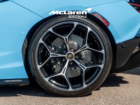 Used 2024 Lamborghini Revuelto AWD/4WD image 33