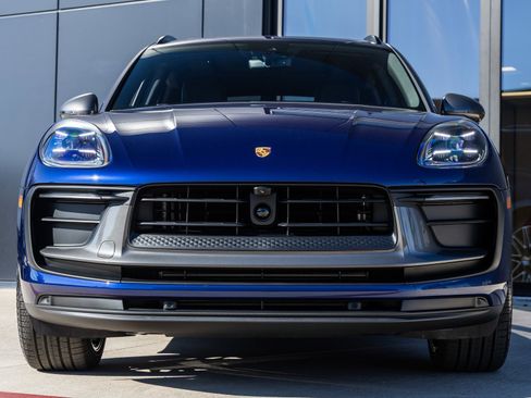 New 2026 Porsche Macan Turbo image 8