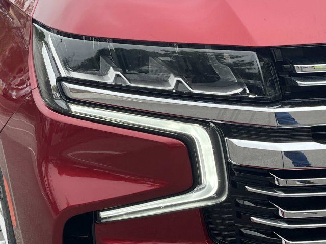 Used 2023 Chevrolet Tahoe Premier w/ Premium Package RWD image 9