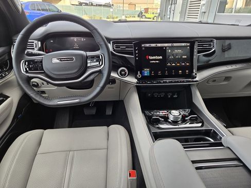 New 2026 Jeep Grand Wagoneer Summit image 13