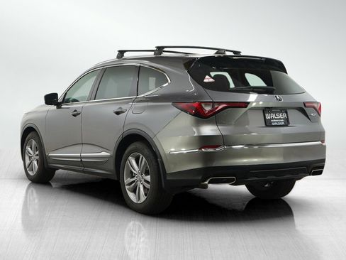 Used 2023 Acura MDX SH-AWD image 3