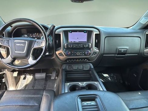 Used 2018 GMC Sierra 2500 Denali w/ Duramax Plus Package image 16