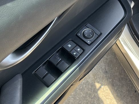 Used 2019 Lexus UX 250h w/ Premium Package AWD/4WD image 15