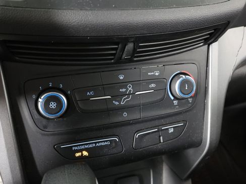 Used 2019 Ford Escape S image 36