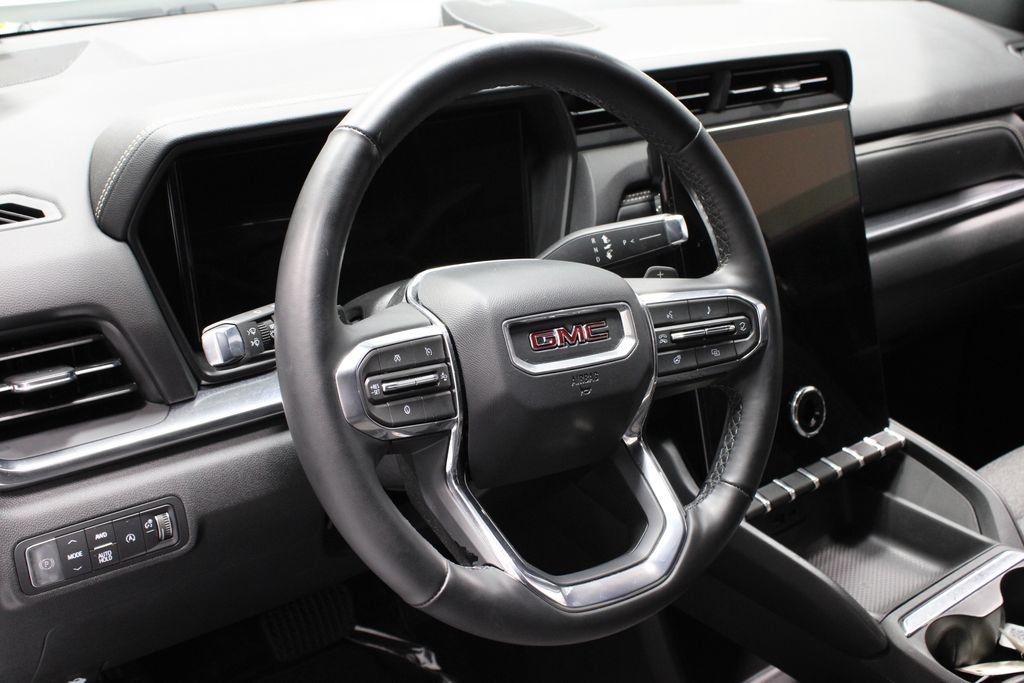 Used 2025 GMC Terrain Elevation AWD/4WD image 25