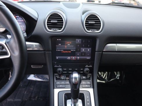 Used 2019 Porsche 718 Cayman S RWD image 32
