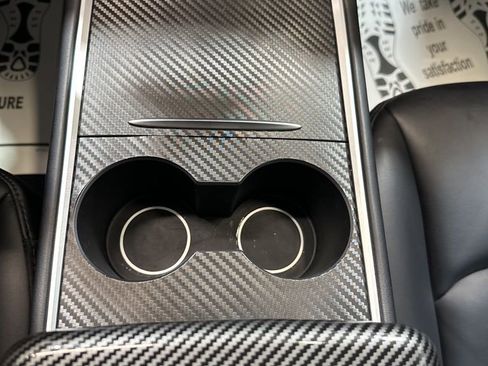 Used 2023 Tesla Model Y Long Range image 32